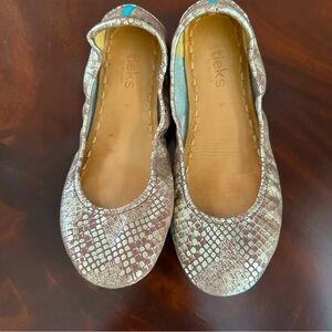 TIEKS Wild Copper Ballet Flats 8 Gold and Copper metallic print VG Condition